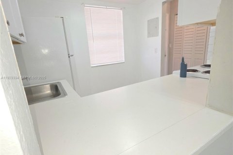 Copropriété à louer à Miami Gardens, Floride: 1 chambre, 67.82 m2 № 1977347 - photo 16