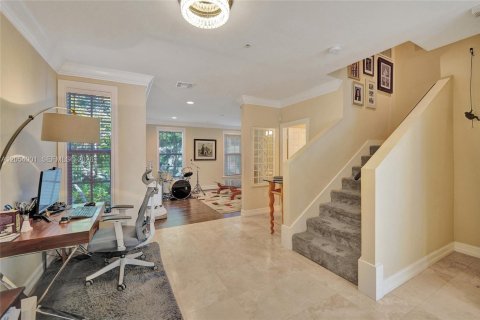 Townhouse in Wilton Manors, Florida 3 bedrooms, 200.3 sq.m. № 2189439 - photo 22