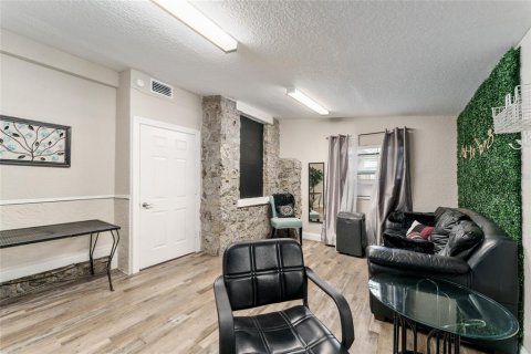 Propiedad comercial en venta en Ocala, Florida, 180.79 m2 № 1635853 - foto 16