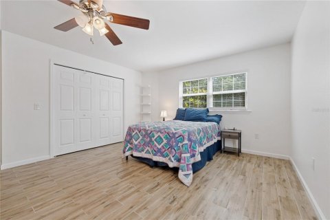 House in Davenport, Florida 2 bedrooms, 115.94 sq.m. № 1784329 - photo 12