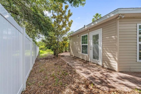 House in Davenport, Florida 2 bedrooms, 115.94 sq.m. № 1784329 - photo 19