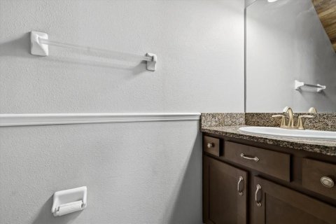 Townhouse in Sarasota, Florida 3 bedrooms, 159.42 sq.m. № 2207411 - photo 14