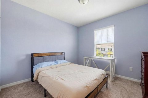 Townhouse in Sarasota, Florida 3 bedrooms, 159.42 sq.m. № 2207411 - photo 25