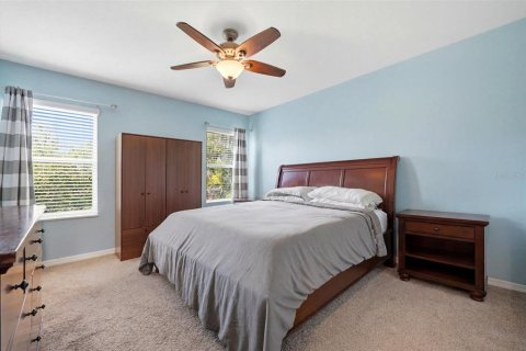 Townhouse in Sarasota, Florida 3 bedrooms, 159.42 sq.m. № 2207411 - photo 15
