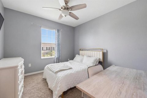 Townhouse in Sarasota, Florida 3 bedrooms, 159.42 sq.m. № 2207411 - photo 23