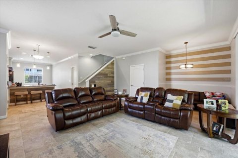 Townhouse in Sarasota, Florida 3 bedrooms, 159.42 sq.m. № 2207411 - photo 8