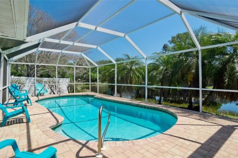 House in Bradenton, Florida 3 bedrooms, 180.79 sq.m. № 2232137 - photo 3