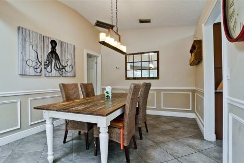 House in Bradenton, Florida 3 bedrooms, 180.79 sq.m. № 2232137 - photo 9