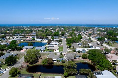 House in Bradenton, Florida 3 bedrooms, 180.79 sq.m. № 2232137 - photo 30