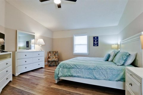 House in Bradenton, Florida 3 bedrooms, 180.79 sq.m. № 2232137 - photo 13