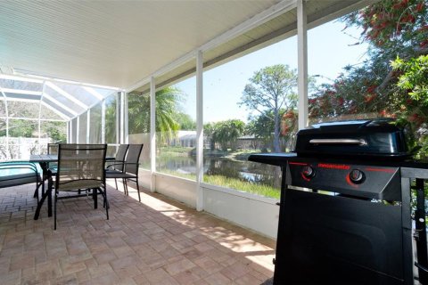House in Bradenton, Florida 3 bedrooms, 180.79 sq.m. № 2232137 - photo 29