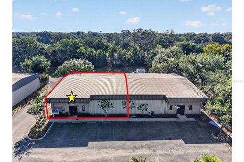 Commercial property in Leesburg, Florida № 2122440 - photo 2