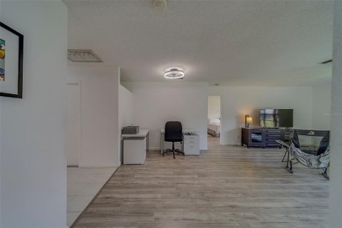 Casa en venta en Pinellas Park, Florida, 2 dormitorios, 117.52 m2 № 1784564 - foto 13