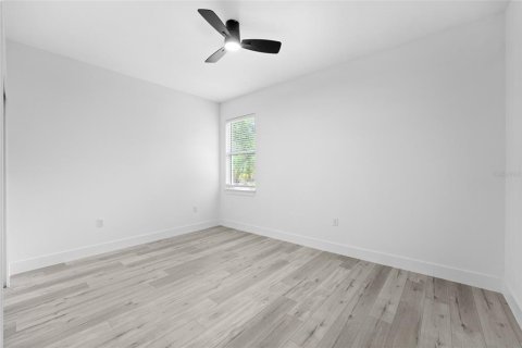 Casa en venta en North Port, Florida, 4 dormitorios, 169.73 m2 № 1833034 - foto 14