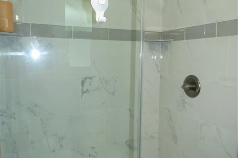 Купить виллу или дом в Тарпон-Спрингс, Флорида 9 комнат, 143.91м2, № 1905052 - фото 17