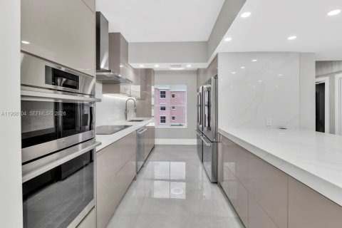 Купить кондоминиум в Дирфилд-Бич, Флорида 3 спальни, 191.01м2, № 2029066 - фото 12