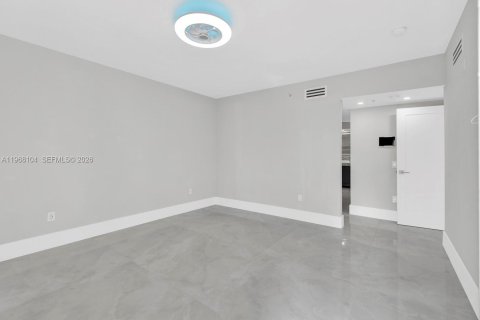 Купить кондоминиум в Дирфилд-Бич, Флорида 3 спальни, 191.01м2, № 2029066 - фото 20