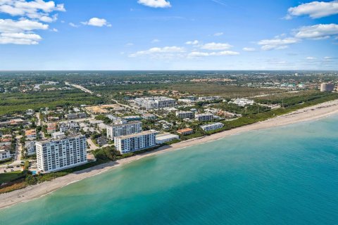 Condo in Juno Beach, Florida, 2 bedrooms  № 2086979 - photo 22