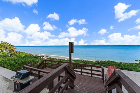 Condo in Juno Beach, Florida, 2 bedrooms  № 2086979 - photo 6