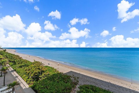 Condo in Juno Beach, Florida, 2 bedrooms  № 2086979 - photo 20