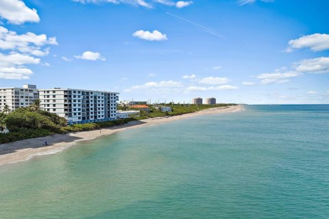 Condo in Juno Beach, Florida, 2 bedrooms  № 2086979