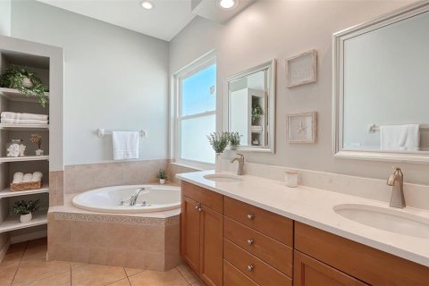Villa ou maison à vendre à Lakewood Ranch, Floride: 3 chambres, 192.59 m2 № 2420465 - photo 21