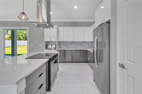 Купить виллу или дом в Лисбург, Флорида 4 комнаты, 228.63м2, № 2120460 - фото 8