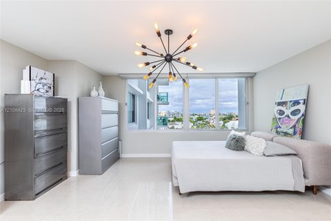 Copropriété à louer à Miami Beach, Floride: 63.36 m2 № 2423065 - photo 12