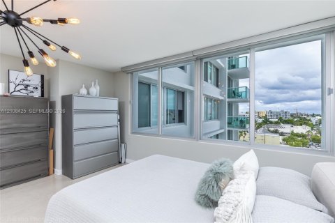Copropriété à louer à Miami Beach, Floride: 63.36 m2 № 2423065 - photo 16