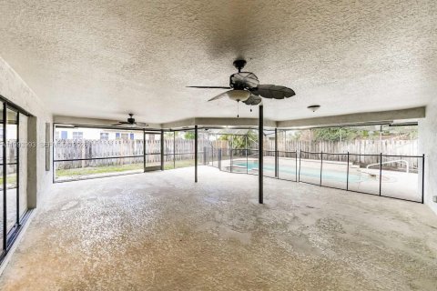 Villa ou maison à louer à Wellington, Floride: 3 chambres, 177.44 m2 № 2055709 - photo 14