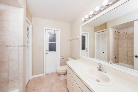 Villa ou maison à louer à Wellington, Floride: 3 chambres, 177.44 m2 № 2055709 - photo 11