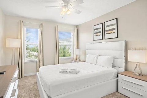 Touwnhouse à vendre à Kissimmee, Floride: 5 chambres, 213.12 m2 № 1626370 - photo 30