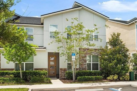 Touwnhouse à vendre à Kissimmee, Floride: 5 chambres, 213.12 m2 № 1626370 - photo 1