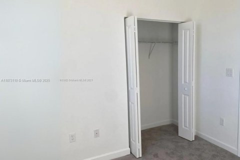 Touwnhouse à vendre à Homestead, Floride: 3 chambres, 129.41 m2 № 1928966 - photo 4