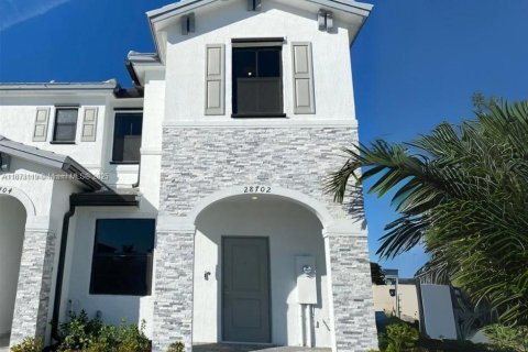 Touwnhouse à vendre à Homestead, Floride: 3 chambres, 129.41 m2 № 1928966 - photo 1