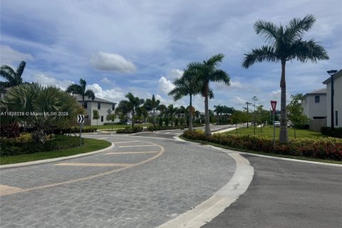 Touwnhouse à vendre à Homestead, Floride: 3 chambres, 129.41 m2 № 1928966 - photo 8