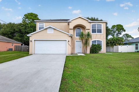 Casa en Port St. Lucie, Florida 4 dormitorios, 200.85 m2 № 2424506