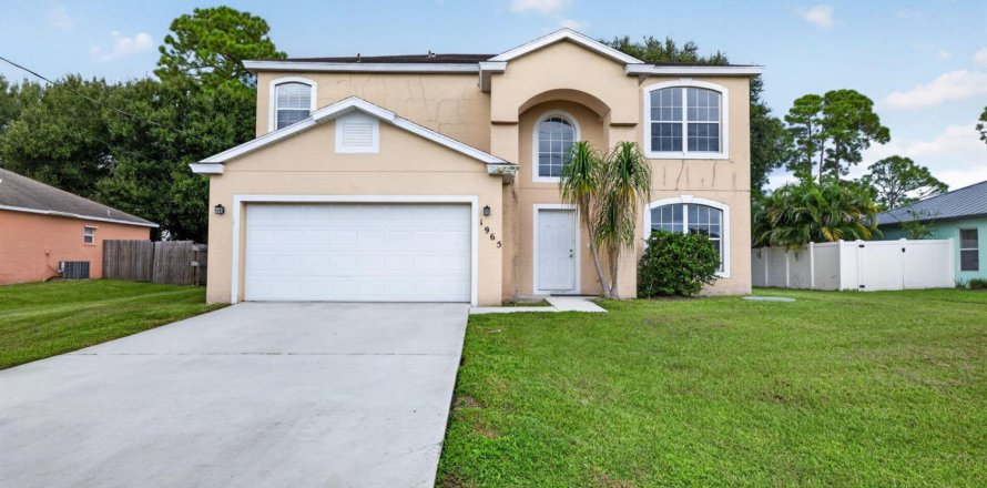 Casa en Port St. Lucie, Florida 4 dormitorios, 200.85 m2 № 2424506