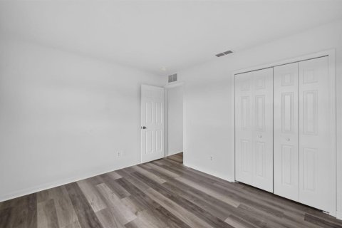Casa en venta en Port St. Lucie, Florida, 4 dormitorios, 200.85 m2 № 2424506 - foto 19