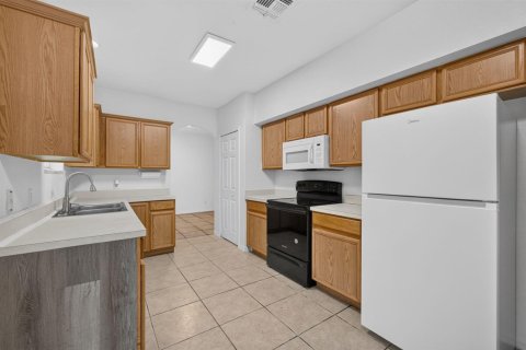 Casa en venta en Port St. Lucie, Florida, 4 dormitorios, 200.85 m2 № 2424506 - foto 14
