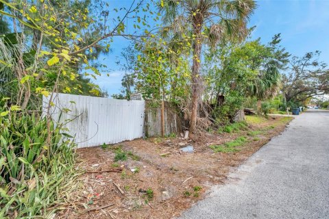 Terreno en venta en Saint Petersburg, Florida № 1516254 - foto 6