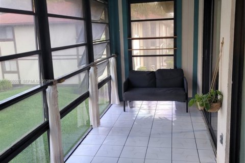 Condominio en venta en Tamarac, Florida, 2 dormitorios, 77.11 m2 № 1988446 - foto 13