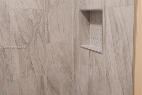 Condominio en venta en Tamarac, Florida, 2 dormitorios, 77.11 m2 № 1988446 - foto 24