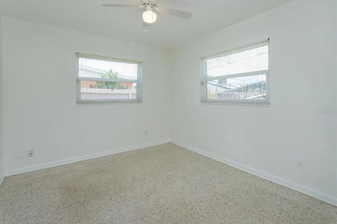Villa ou maison à vendre à Titusville, Floride: 3 chambres, 131.83 m2 № 2305163 - photo 17