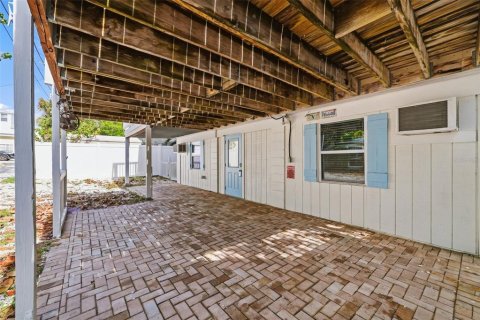 Купить виллу или дом в Палм-Харбор, Флорида 8 комнат, 131.18м2, № 2099881 - фото 27