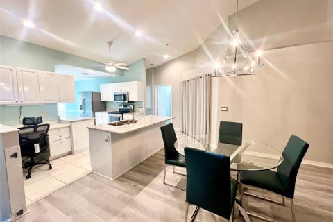 Condo in Bradenton, Florida, 2 bedrooms  № 1108860 - photo 13