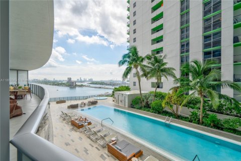 Condominio en venta en Miami, Florida, 1 dormitorio, 82.5 m2 № 1931762 - foto 14