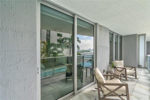 Condominio en venta en Miami, Florida, 1 dormitorio, 82.5 m2 № 1931762 - foto 10