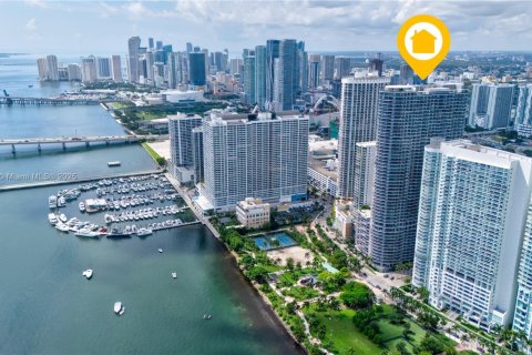 Condominio en venta en Miami, Florida, 1 dormitorio, 82.5 m2 № 1931762 - foto 29