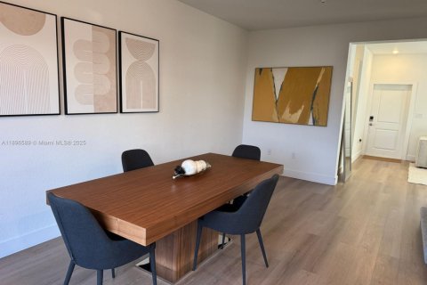 Touwnhouse à louer à Miami, Floride: 3 chambres, 137.77 m2 № 1957312 - photo 3